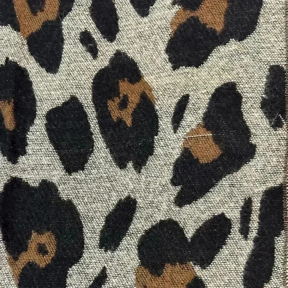 Amazon Essentials Women's Blanket Scarf Animal Print - Picture 9 of 14